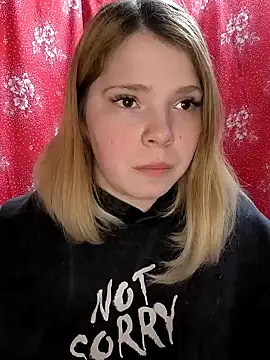 Zuli Kiska online show from February 24, 9:09 pm