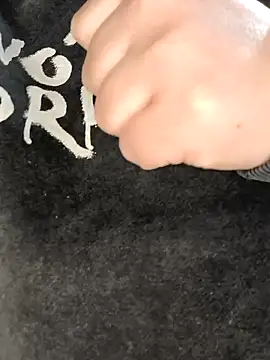 Zuli Kiska online show from February 27, 8:53 pm