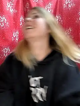 Zuli Kiska online show from September 15, 10:48 am