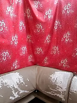 Zuli Kiska online show from September 30, 11:15 am