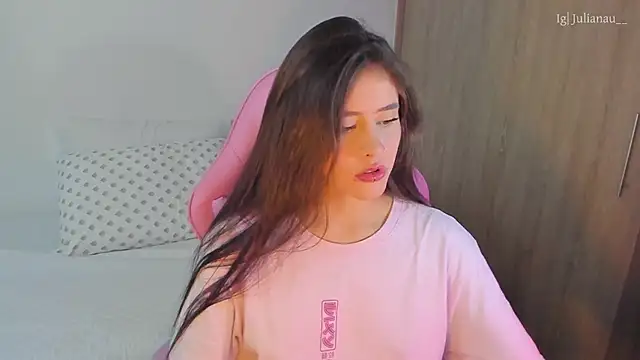 iriswest  online show from March 12, 2:41 am