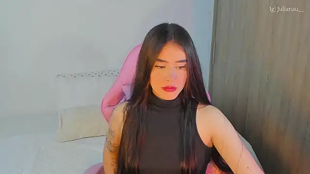 iriswest  online show from March 14, 11:43 pm