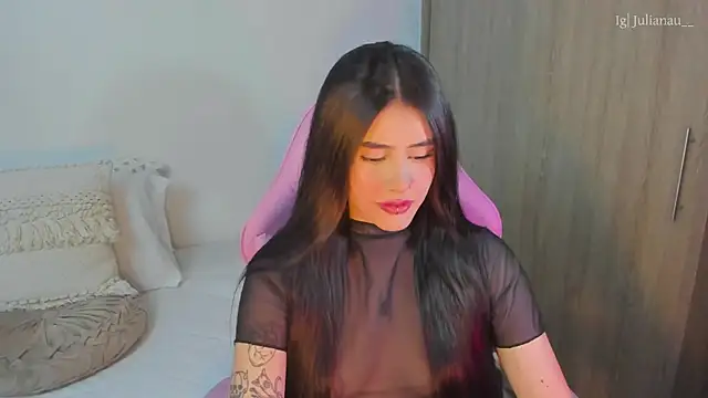 iriswest  online show from March 18, 10:58 pm