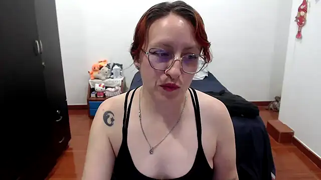 kittykalor09 online show from January 7, 4:26 am