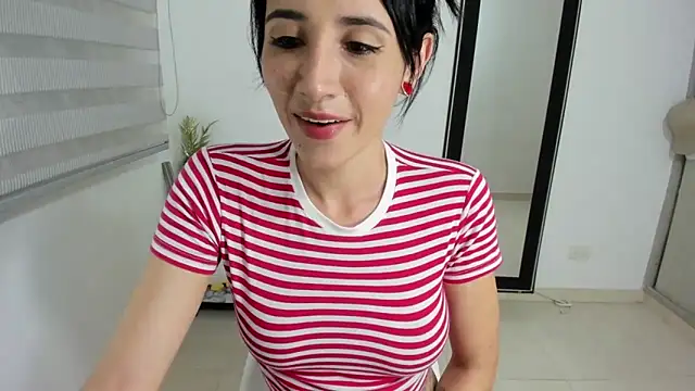  arianna hot22 online show from May 28, 2:09 am