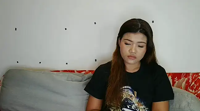 Snapshot of jhon_gade chatting on February 11, 11:43 am jhon gade online show from February 11, 11:43 am