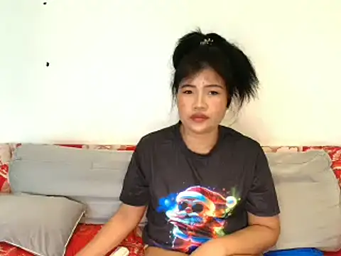 Snapshot of jhon_gade chatting on November 22, 2:21 am jhon gade online show from November 22, 2:21 am