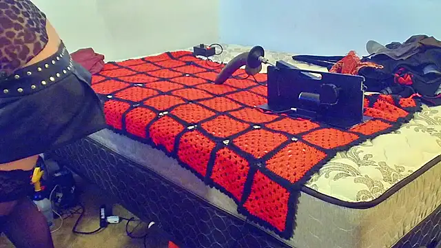 Snapshot of kramkockintawny chatting on October 24, 12:56 pm kramkockintawny online show from October 24, 12:56 pm