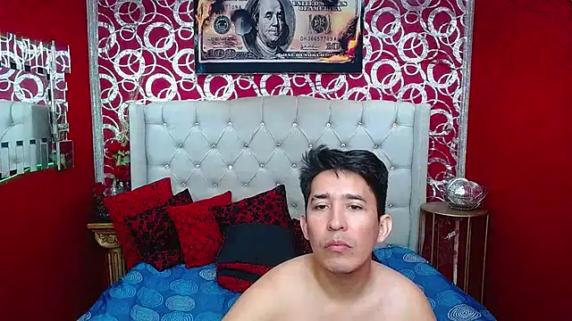 Snapshot of shannentrans chatting on February 19, 4:11 pm shannentrans online show from February 19, 4:11 pm