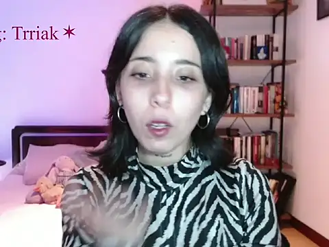 babyluna 8 8 online show from April 10, 10:14 pm