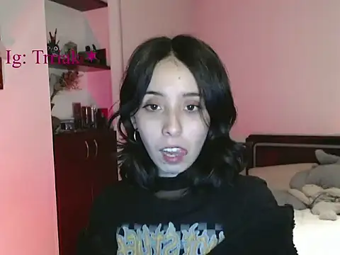 Snapshot of babyluna_8_8 chatting on April 29, 3:43 am babyluna 8 8 online show from April 29, 3:43 am