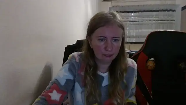 Snapshot of PeterAndJen chatting on November 21, 8:29 pm PeterAndJen online show from November 21, 8:29 pm