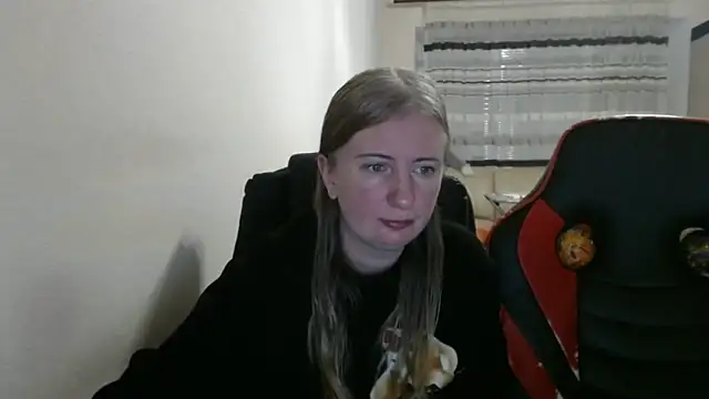 Snapshot of PeterAndJen chatting on November 25, 7:36 pm PeterAndJen online show from November 25, 7:36 pm