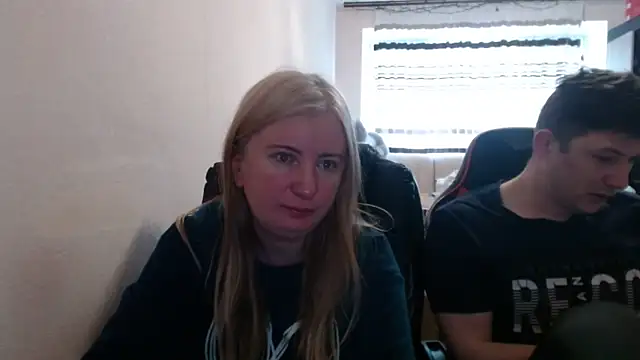 PeterAndJen online show from May 1, 5:12 am