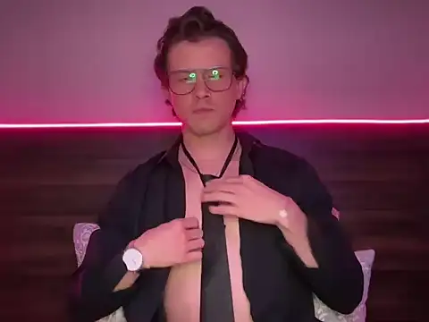 mcklister kinky feets online show from March 6, 10:17 pm