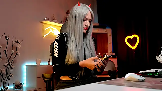 MrsTenderBeast online show from October 24, 4:03 pm