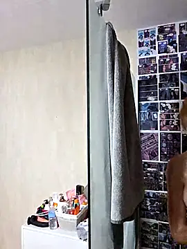 Snapshot of kylie_blck chatting on May 15, 2:40 am kylie blck online show from May 15, 2:40 am