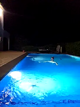 Snapshot of kylie_blck chatting on July 18, 2:16 am kylie blck online show from July 18, 2:16 am