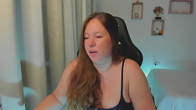 Snapshot of tamy_shine87 chatting on March 23, 2:15 am tamy shine87 online show from March 23, 2:15 am