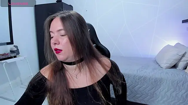 Snapshot of tamy_shine87 chatting on October 12, 10:53 pm tamy shine87 online show from October 12, 10:53 pm