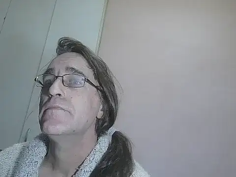 Snapshot of annitsx chatting on July 26, 9:27 am annitsx online show from July 26, 9:27 am