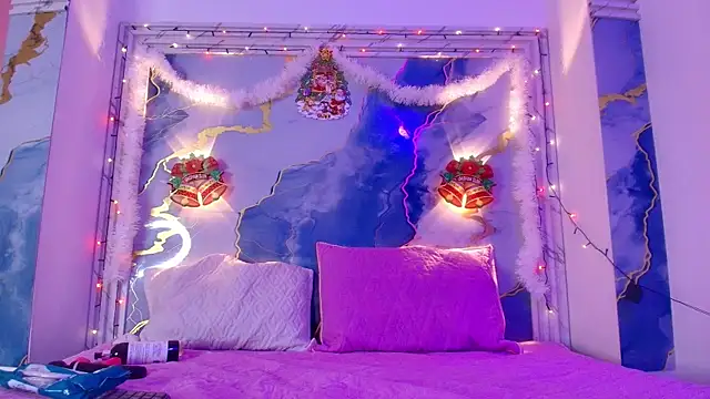 lorrayne  online show from December 2, 12:10 pm