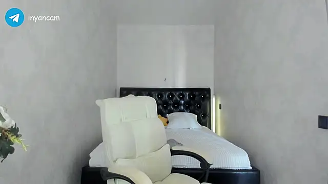  in yan online show from March 17, 3:03 am