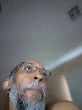 Lonelynudist59 online show from December 13, 7:32 pm