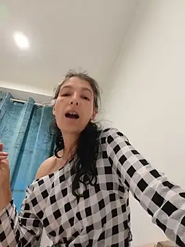Snapshot of Sposini69 chatting on May 19, 9:37 am Sposini69 online show from May 19, 9:37 am