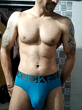 Snapshot of nihalxxx3 chatting on February 3, 8:35 am nihalxxx3 online show from February 3, 8:35 am