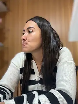 Ambar pe  online show from September 14, 6:29 pm