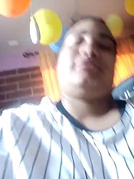 Hilarybunnyy online show from March 9, 2:43 pm