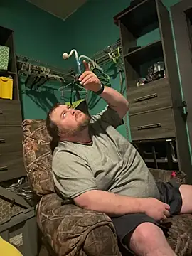 Snapshot of fatdickdaddy448 chatting on December 17, 6:56 am fatdickdaddy448 online show from December 17, 6:56 am