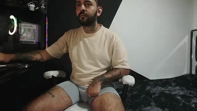 TeddyGominola  online show from October 6, 4:15 pm