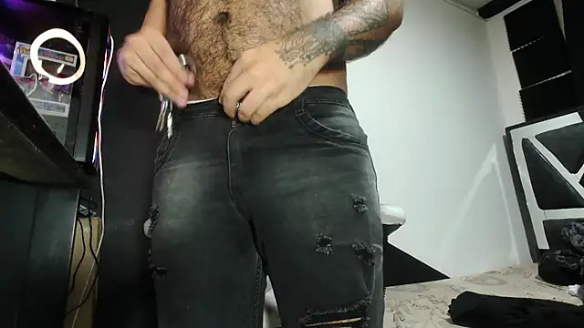 TeddyGominola  online show from December 15, 9:41 pm