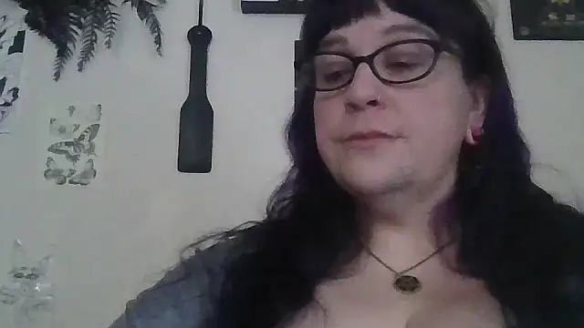 GothyBaby online show from February 3, 9:31 pm