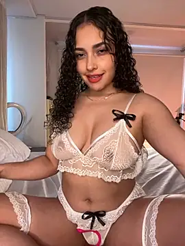 Snapshot of Lucy_Marin chatting on September 16, 2:29 pm Lucy Marin online show from September 16, 2:29 pm