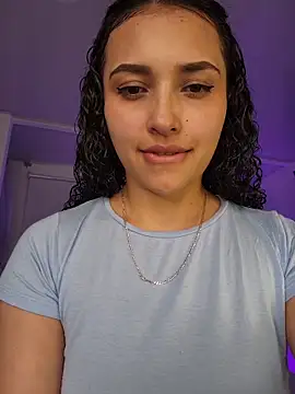 Snapshot of Lucy_Marin chatting on October 14, 9:37 pm Lucy Marin online show from October 14, 9:37 pm