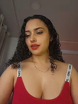 Snapshot of Lucy_Marin chatting on October 17, 5:59 pm Lucy Marin online show from October 17, 5:59 pm