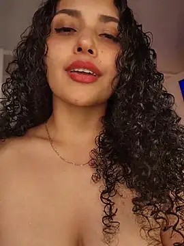 Snapshot of Lucy_Marin chatting on October 23, 4:06 pm Lucy Marin online show from October 23, 4:06 pm