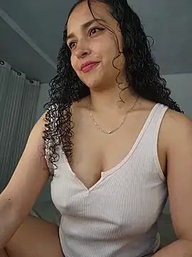 Snapshot of Lucy_Marin chatting on May 25, 3:40 pm Lucy Marin online show from May 25, 3:40 pm