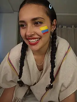 Snapshot of Lucy_Marin chatting on July 7, 10:03 pm Lucy Marin online show from July 7, 10:03 pm