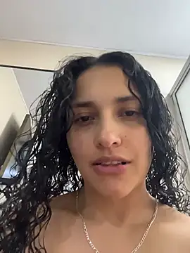 Snapshot of Lucy_Marin chatting on July 29, 8:29 pm Lucy Marin online show from July 29, 8:29 pm