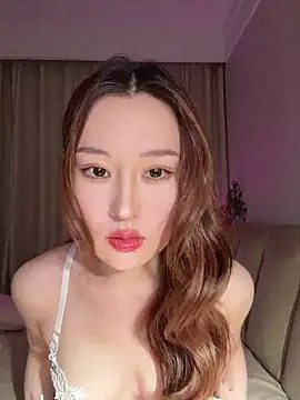 Snapshot of sphynx-_- chatting on July 14, 2:23 pm sphynx- - online show from July 14, 2:23 pm