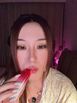 Snapshot of sphynx-_- chatting on July 21, 3:25 pm sphynx- - online show from July 21, 3:25 pm