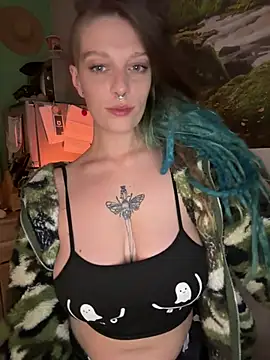 MenaDreadfull online show from February 10, 7:56 am