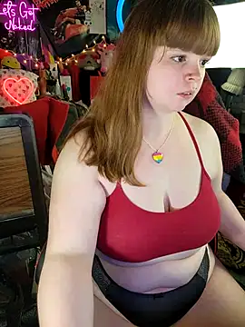 Snapshot of VelvetDiablo chatting on February 25, 1:30 am VelvetDiablo online show from February 25, 1:30 am