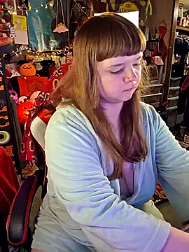 Snapshot of VelvetDiablo chatting on October 10, 11:59 pm VelvetDiablo online show from October 10, 11:59 pm