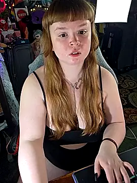 Snapshot of VelvetDiablo chatting on May 15, 11:23 pm VelvetDiablo online show from May 15, 11:23 pm