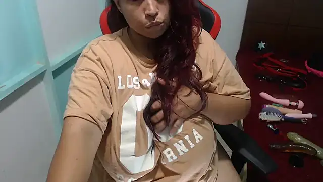 Snapshot of NatalySexxxMilk chatting on November 11, 5:29 am NatalySexxxMilk online show from November 11, 5:29 am